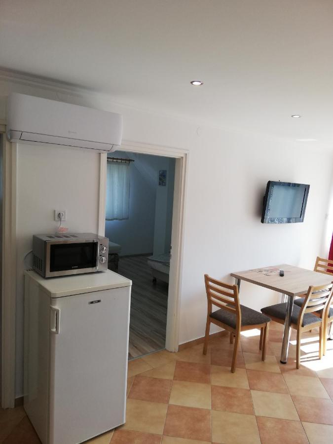 Zoe Apartman Siofok Bagian luar foto