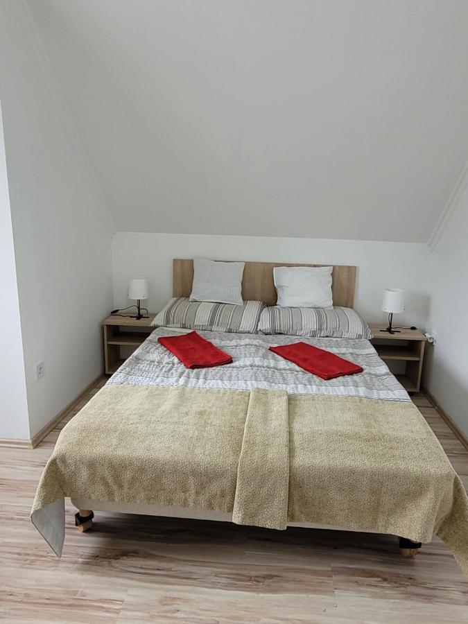 Zoe Apartman Siofok Bagian luar foto