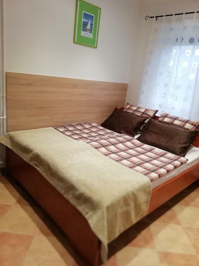 Zoe Apartman Siofok Bagian luar foto