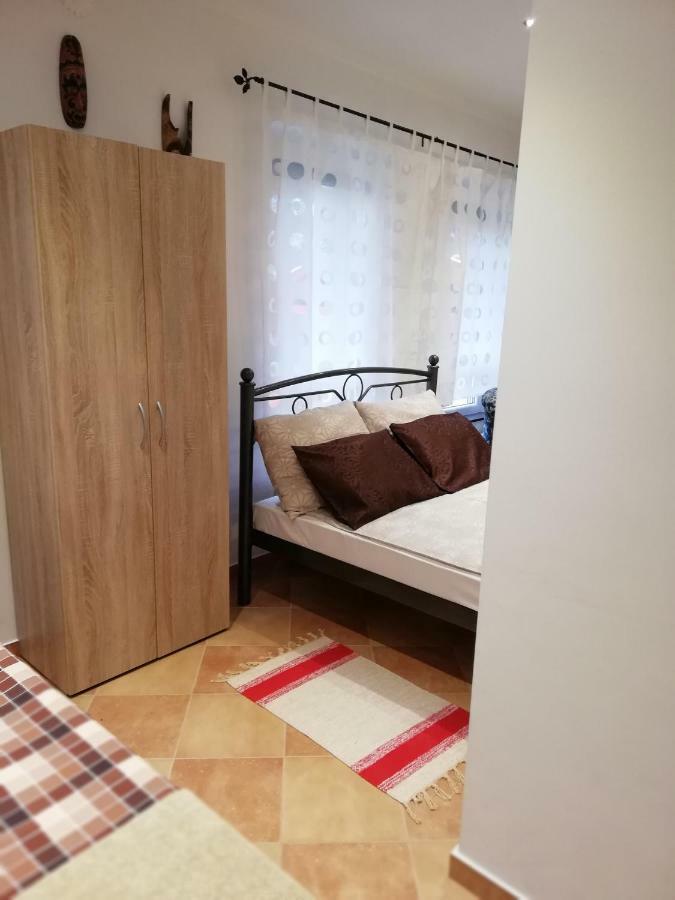 Zoe Apartman Siofok Bagian luar foto